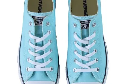 Shoes by Novesta